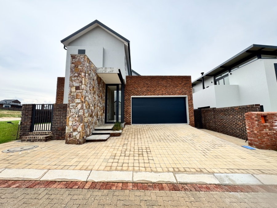 To Let 3 Bedroom Property for Rent in Helderzicht Eco Estate North West